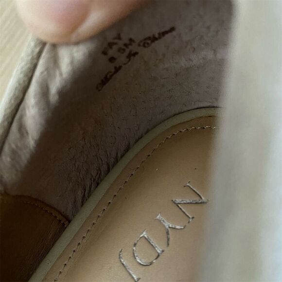 NYDJ Women's Beige Suede Block Heel Pumps size 8.5 - Picture 7 of 10